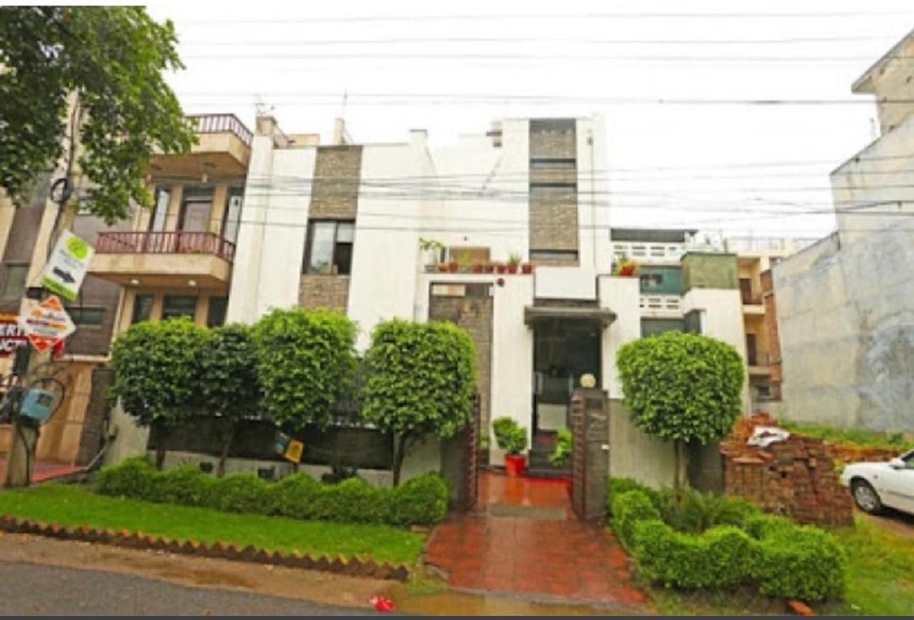 Hotel Pacific Inn Huda City Centre Gurgaon Exterior foto